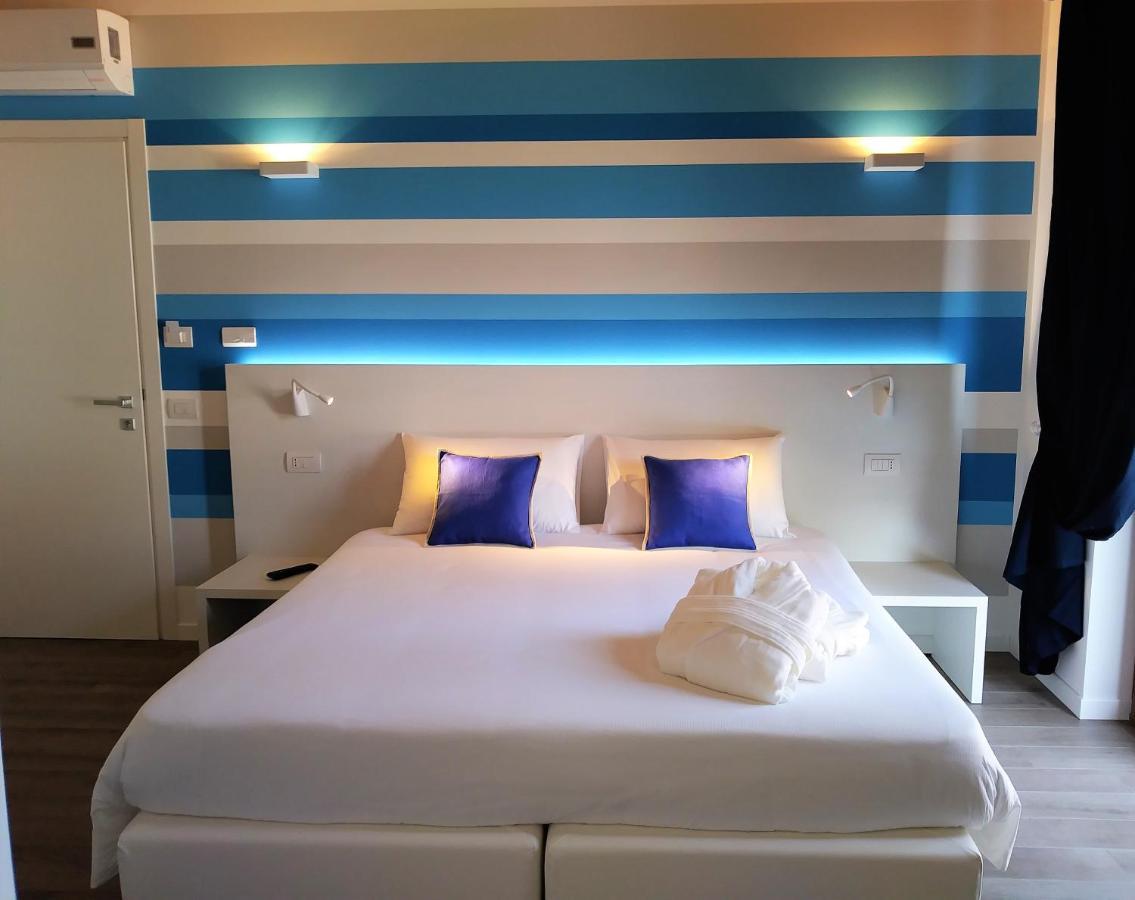 Stella Del Garda Bed & Breakfast ลาซีเซ ภายนอก รูปภาพ