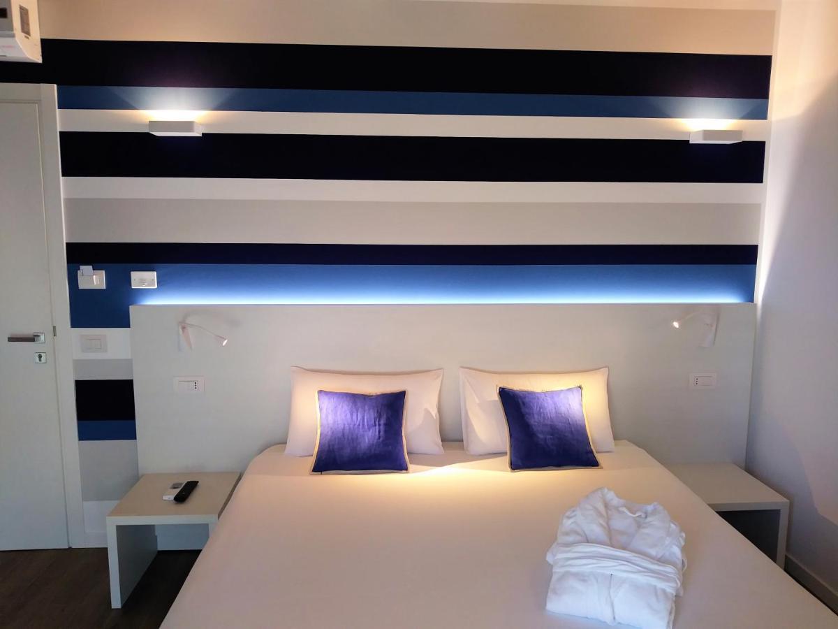 Stella Del Garda Bed & Breakfast ลาซีเซ ภายนอก รูปภาพ