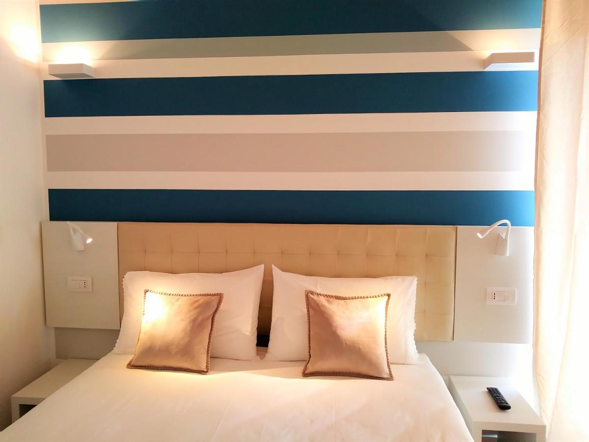 Stella Del Garda Bed & Breakfast ลาซีเซ ภายนอก รูปภาพ